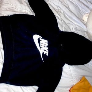 cropped nike hoodie